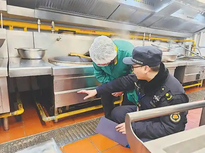 北京：查燃氣排隱患 把好開學安全關