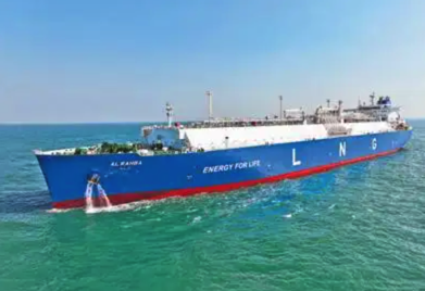 大型液化天然气运输船交付